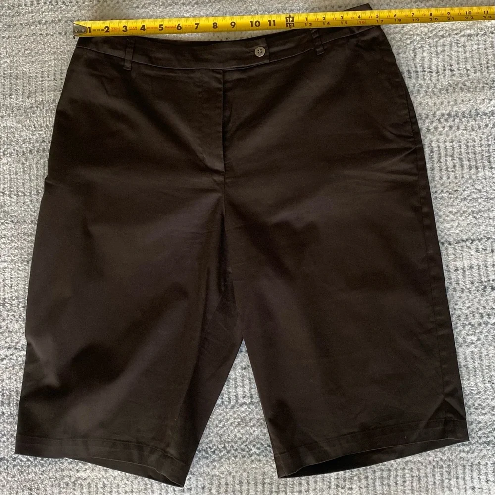 Chico's Brown Bermuda Shorts Tailored Flat-Front Design